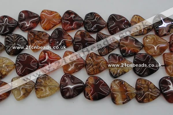 CAG6076 15.5 inches 30mm wavy triangle dragon veins agate beads
