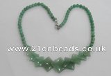 CGN18 18.5 inches round & diamond green aventurine beads necklaces