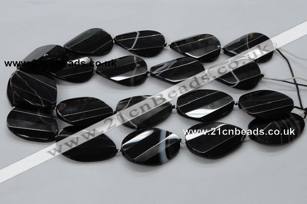 CAA285 28*38mm twisted & faceted teardrop black line agate beads