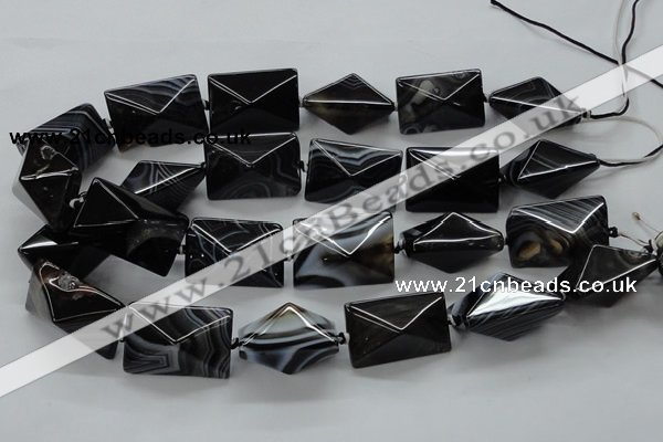 CAA292 15.5 inches 20*20*30mm black line agate gemstone beads