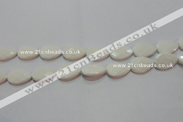 CAG7266 15.5 inches 13*18mm faceted flat teardrop white agate beads