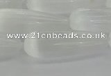 CCA358 15.5 inches 10*30mm teardrop white calcite gemstone beads