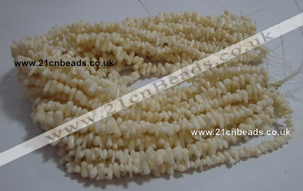 CCB93 15.5 inch 4*11mm irregular branch white coral chip beads