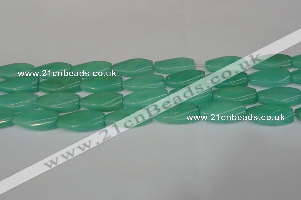 CCN2623 15.5 inches 15*30mm twisted rectangle candy jade beads