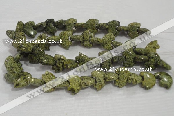 CFG794 12.5 inches 14*18mm carved animal green lace gemstone beads