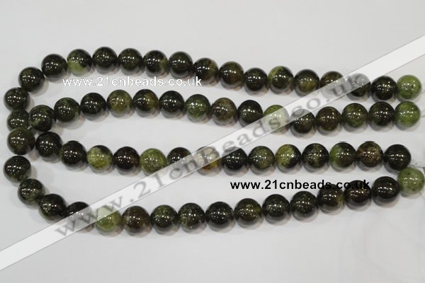 CGA205 15.5 inches 12mm round natural green garnet beads