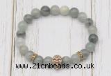 CGB7504 8mm seaweed quartz bracelet with skull for men or women