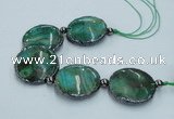 CNG2191 7.5 inches 30mm flat round agate beads with brass setting