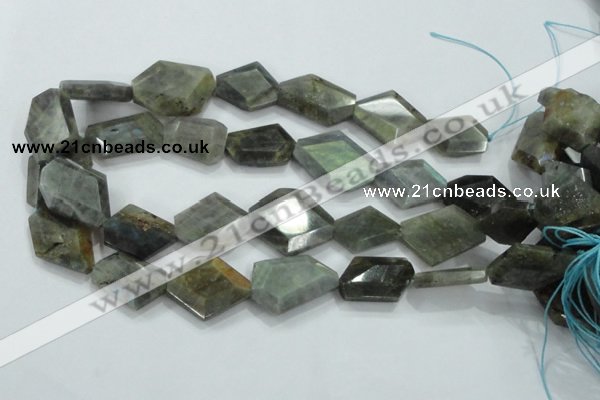 CNG445 15.5 inches 15*20mm – 20*32mm faceted nuggets labradorite beads