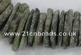 CTD1632 Top drilled 5*20mm - 8*40mm sticks green kyanite beads