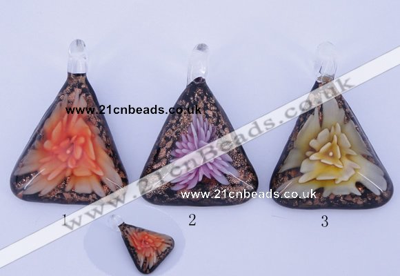 LP72 11*33*47mm triangle inner flower lampwork glass pendants