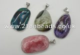 NGP1099 25*30 - 30*45mm freeform druzy agate pendants with brass setting