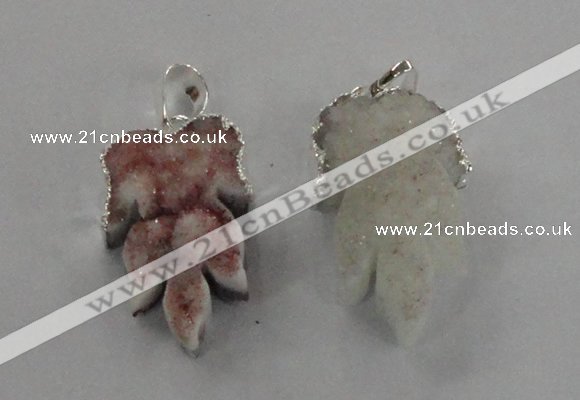 NGP1747 22*30mm - 25*35mm carved leaf druzy agate pendants