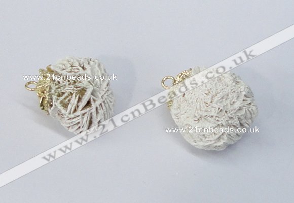 NGP2912 15*20mm - 25*30mm freeform desert rose pendants wholesale