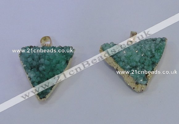 NGP4051 25*30mm – 30*35mm triangle druzy quartz pendants