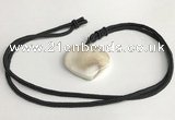 NGP5635 Shell flat teardrop pendant with nylon cord necklace