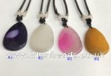 NGP5655 Agate flat teardrop pendant with nylon cord necklace