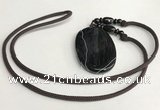 NGP5677 Agate oval pendant with nylon cord necklace