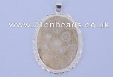 NGP647 5pcs 37*50mm oval chrysanthemum stone with brass pendants