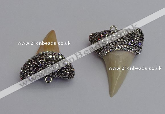 NGP7340 25*35mm - 30*38mm shark teeth pendants wholesale